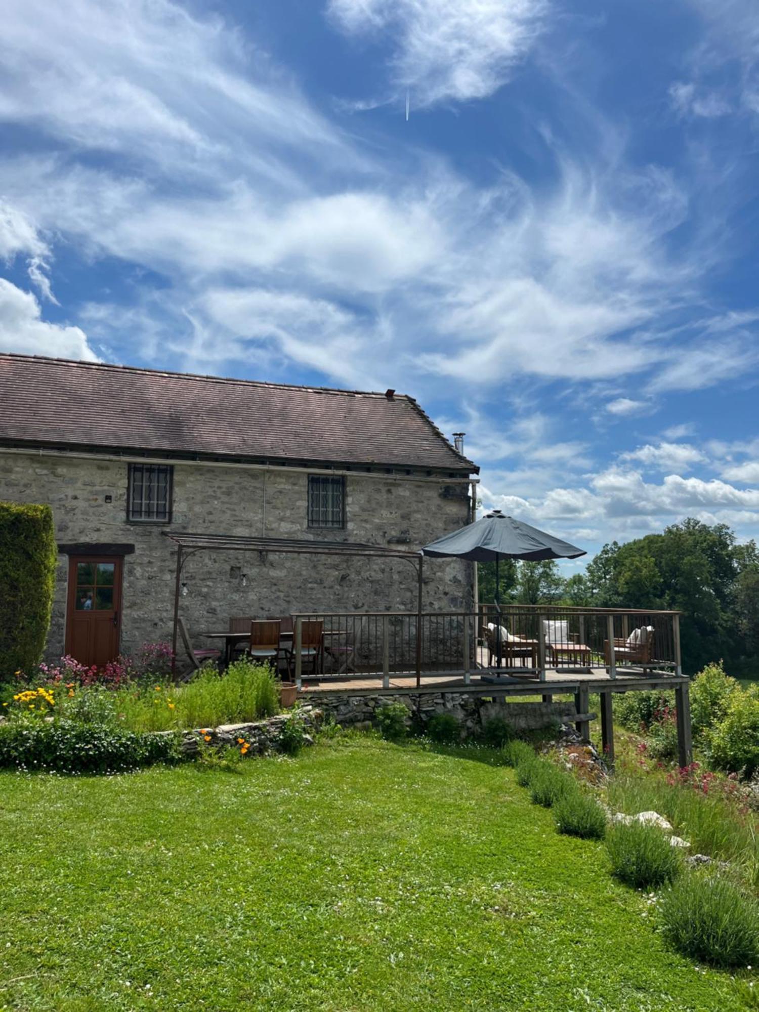 Les Gites Perard Caylus Exteriér fotografie