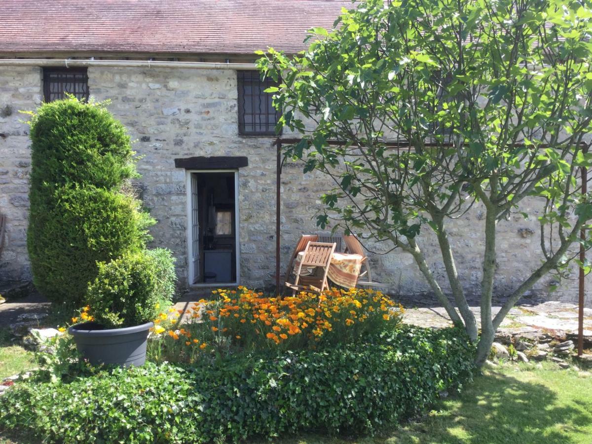 Les Gites Perard Caylus Exteriér fotografie